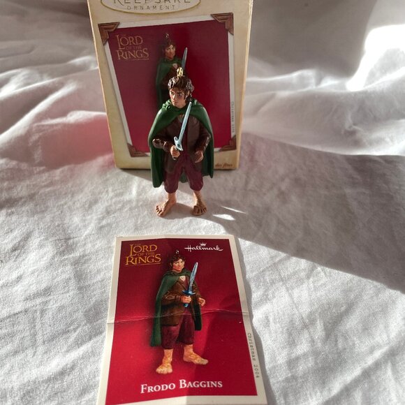 2004 Hallmark Keepsake Ornament Lord of the Rings Frodo Baggins Dented Box - Picture 2 of 16